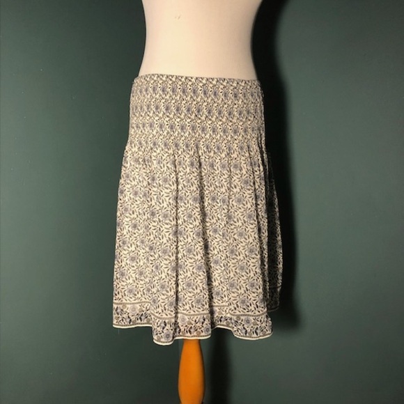 Max Studio Dresses & Skirts - Max studio smock waist